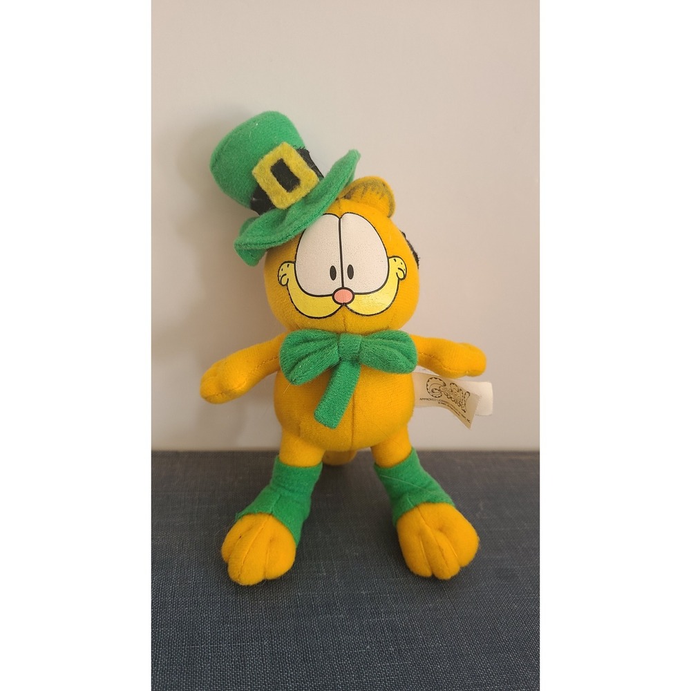 Vintage Garfield St Patricks Day Leprechaun Plush Green Hat Bow Tie Paws